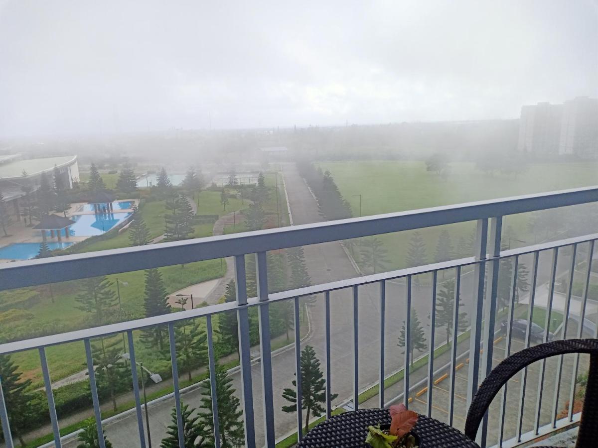 Tagaytay Wind Residences Tagaytay City Exterior photo